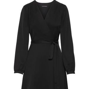 NWT long sleeve wrap dress Banana Republic
